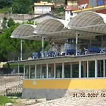 מלון Capri