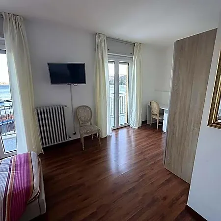 Hotel Capri 3*