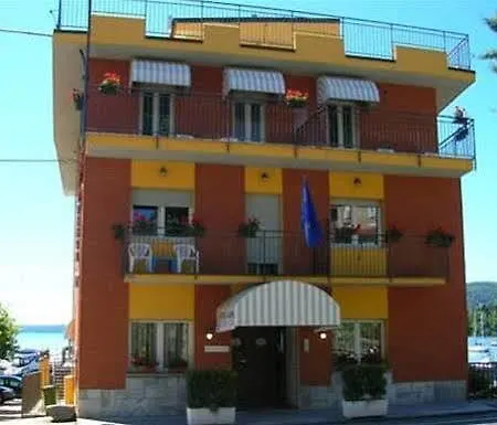 Hotel Capri
