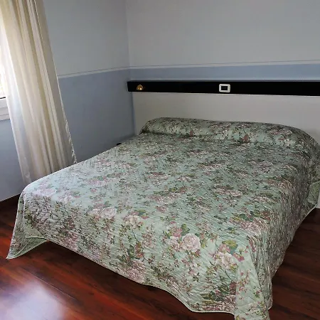 Capri Hotel 3*