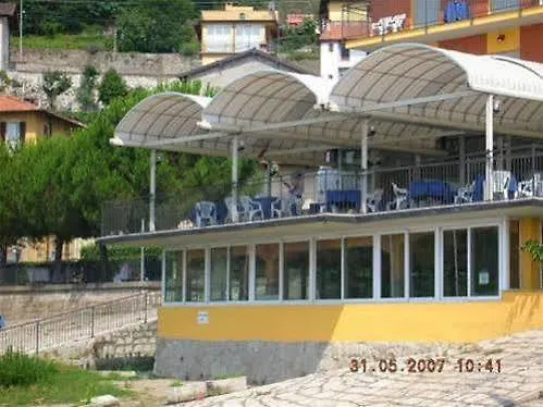 Ξενοδοχείο Capri