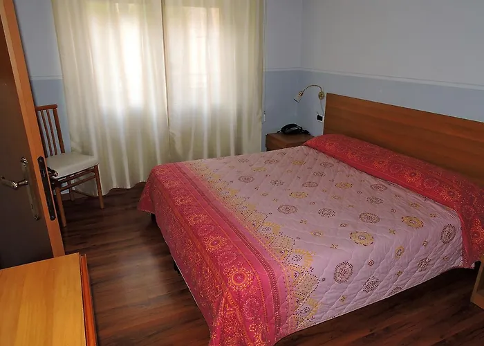 Ξενοδοχείο Capri Lesa