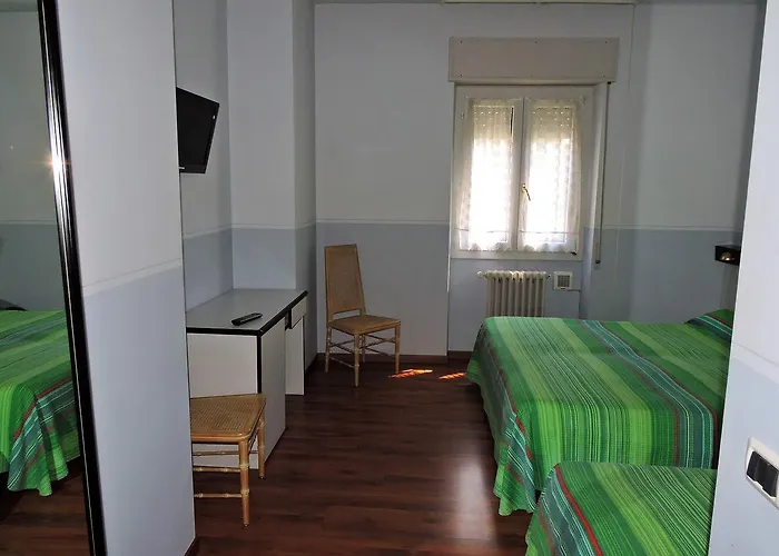 Ξενοδοχείο Capri 3*