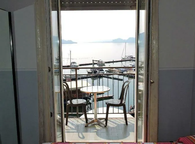 Capri 3*